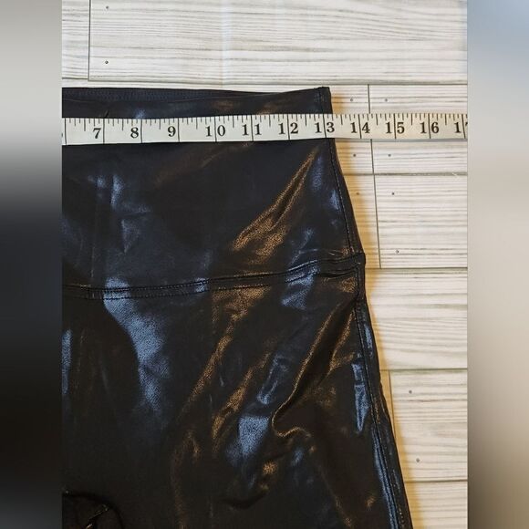 Jane and Bleecker Faux Leather Leggings Size XLarge - Picture 7 of 12